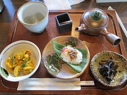 信州人気スポット,高橋まゆみ人形館,高橋まゆみ,飯山,マンション防災,手動汲み上げポンプ,無料おためし貸し出し